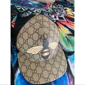 Gucci Hat Bee 🐝 100% authentic